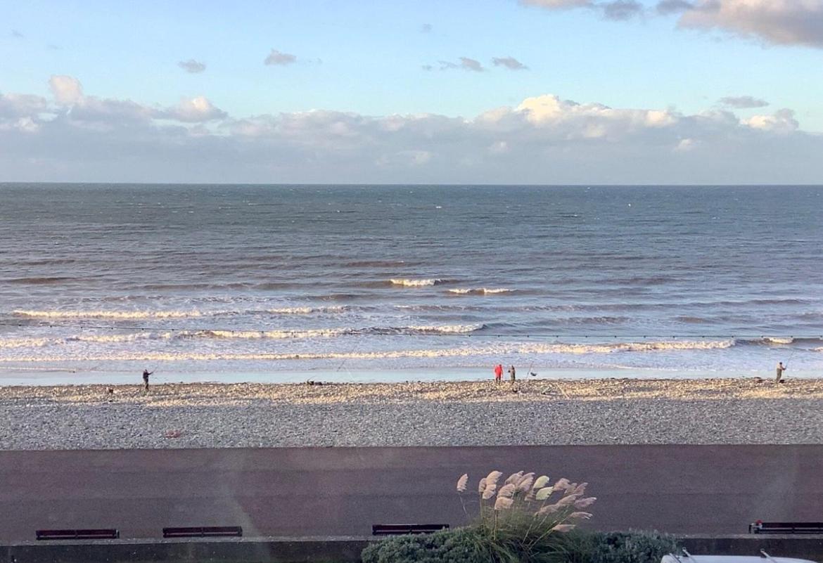 Hotel No5, Beachfront With Free Private Car Park Llandudno Eksteriør billede